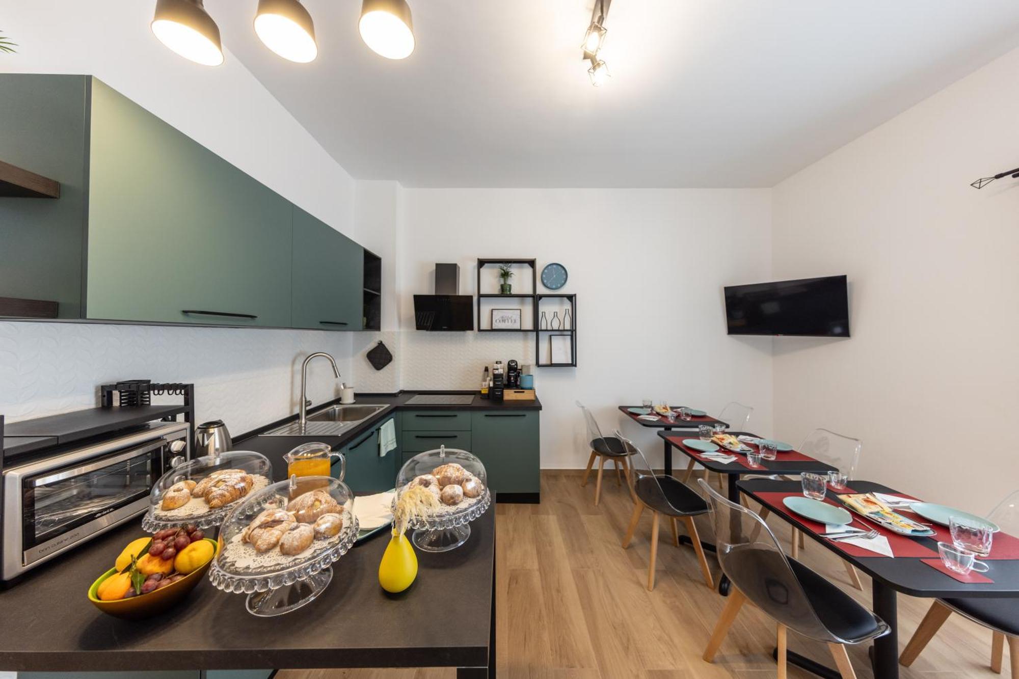 Armony Luxury Suites Катания Экстерьер фото